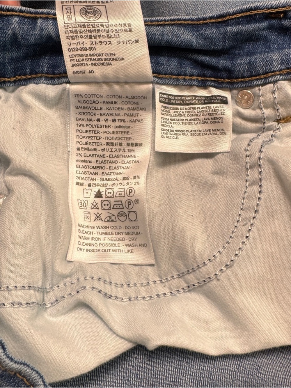 Levi’s 711 Medium Wash Skinny Blue Jeans Denim Women’s 33 - Picture 10 of 14